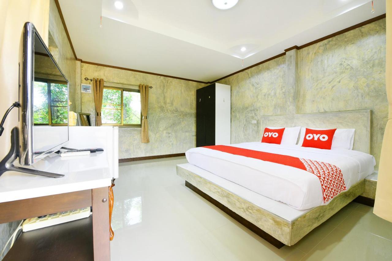 Oyo 536 Reuan Kanthima Ban Laem Chabang Exterior photo